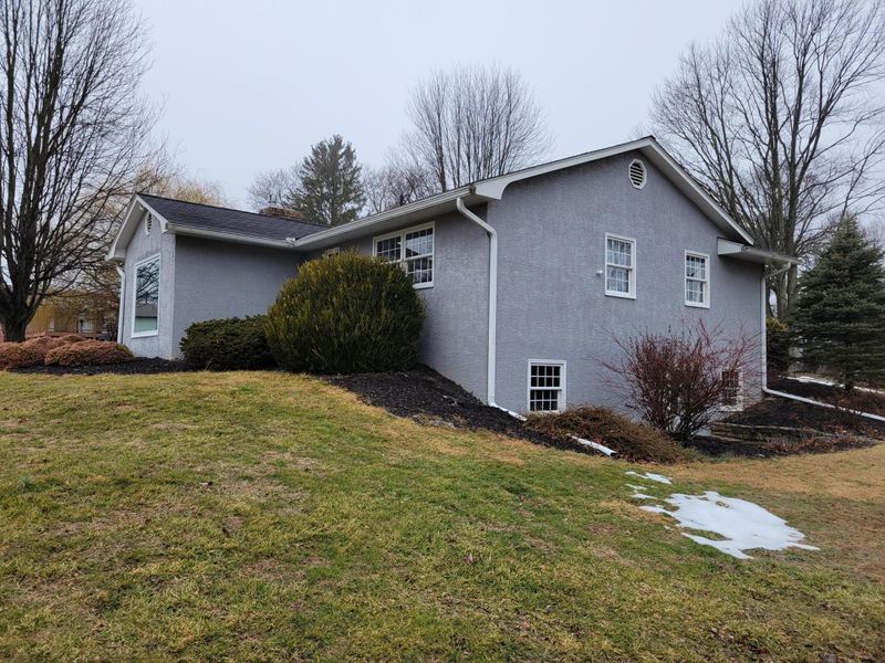 2765 Graham Drive NE, Lancaster, OH 43130 Photo 14