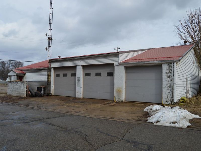 1070 S Memorial Drive, Lancaster, OH 43130 Photo 3