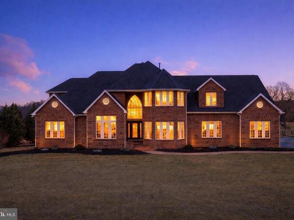 240 GLENDOBBIN ROAD, WINCHESTER, VA 22603