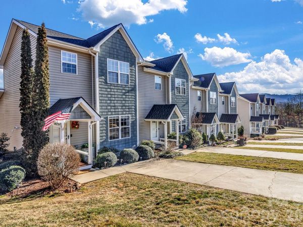 25 Union Chapel Road, Weaverville, NC 28787