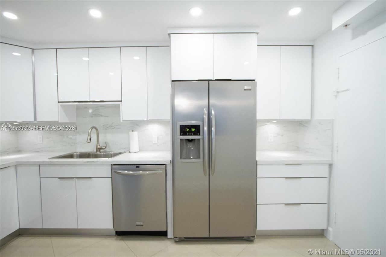 3801 S Ocean Dr , Unit PH16S, Hollywood, FL 33019 Photo