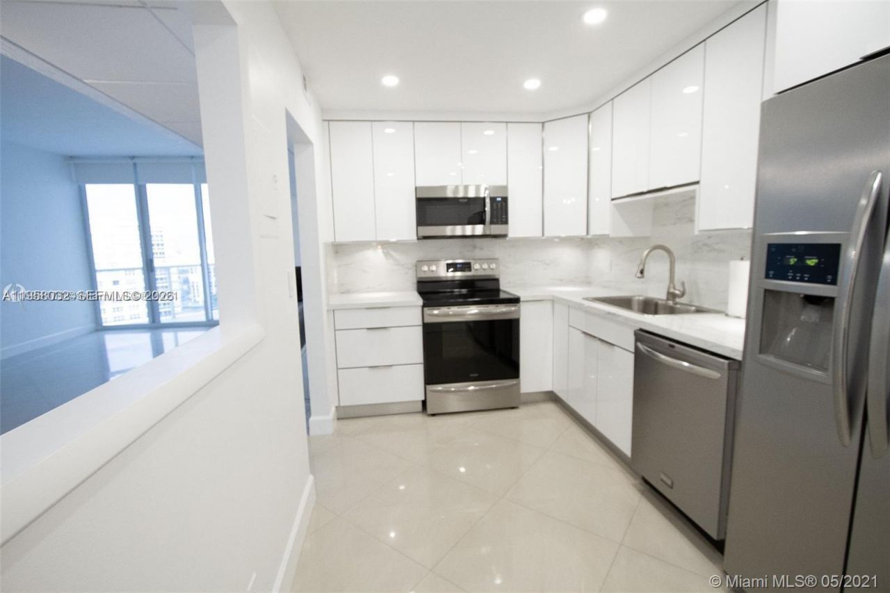 3801 S Ocean Dr , Unit PH16S, Hollywood, FL 33019 Photo