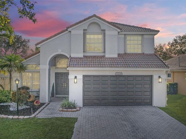 13224 NW 12th St, Pembroke Pines, FL 33028