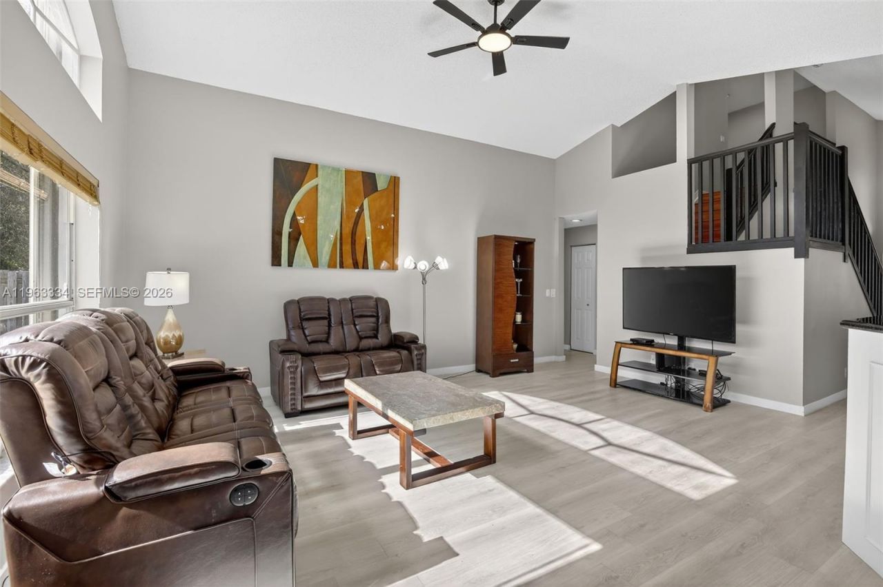 13224 NW 12th St , Pembroke Pines, FL 33028 Photo