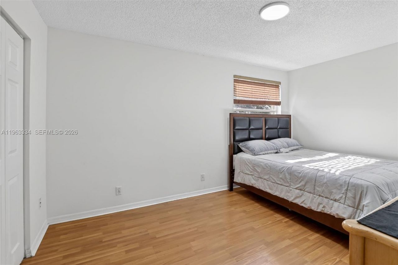 13224 NW 12th St, Pembroke Pines, FL 33028 Photo