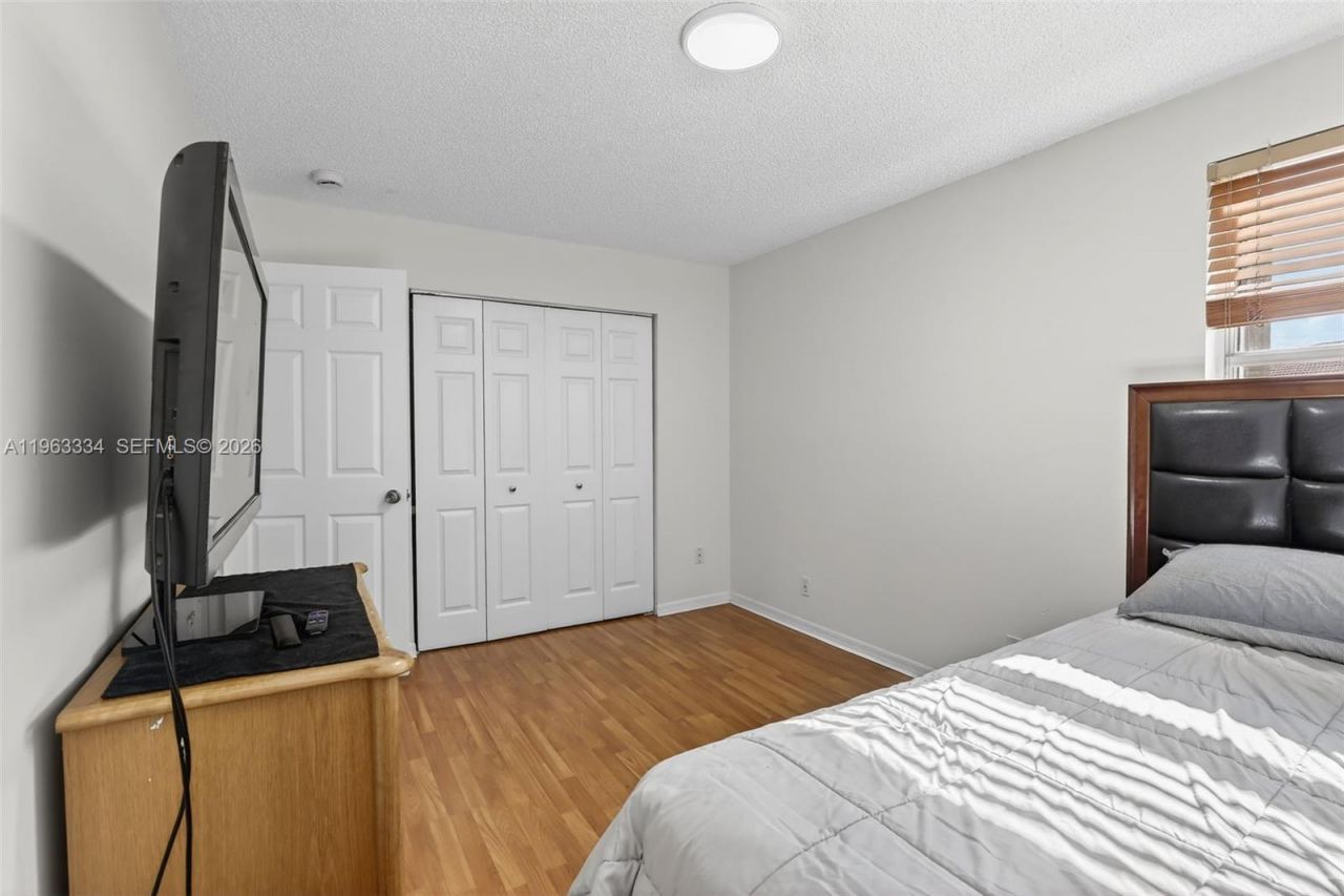 13224 NW 12th St, Pembroke Pines, FL 33028 Photo