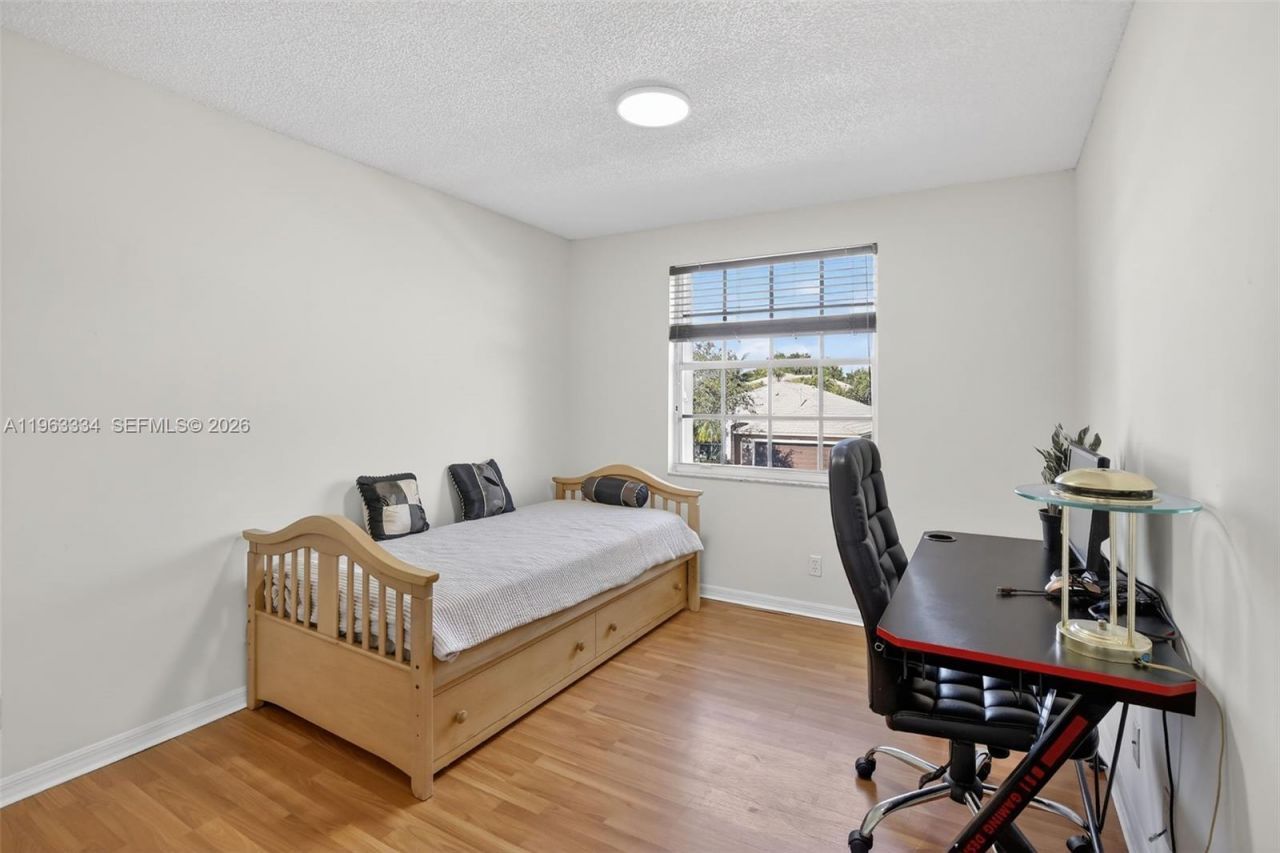 13224 NW 12th St, Pembroke Pines, FL 33028 Photo