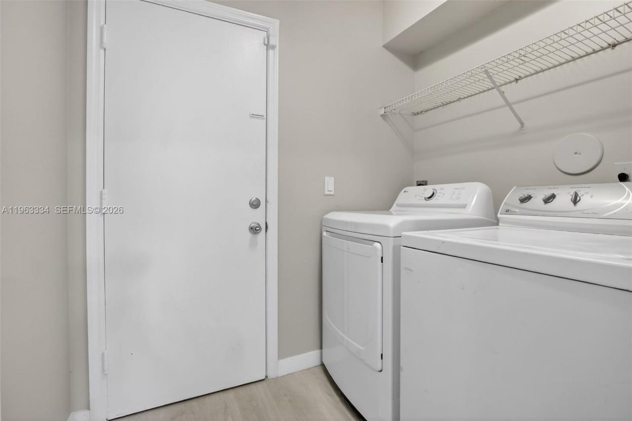 13224 NW 12th St, Pembroke Pines, FL 33028 Photo