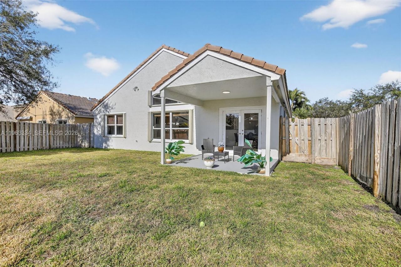 13224 NW 12th St , Pembroke Pines, FL 33028 Photo