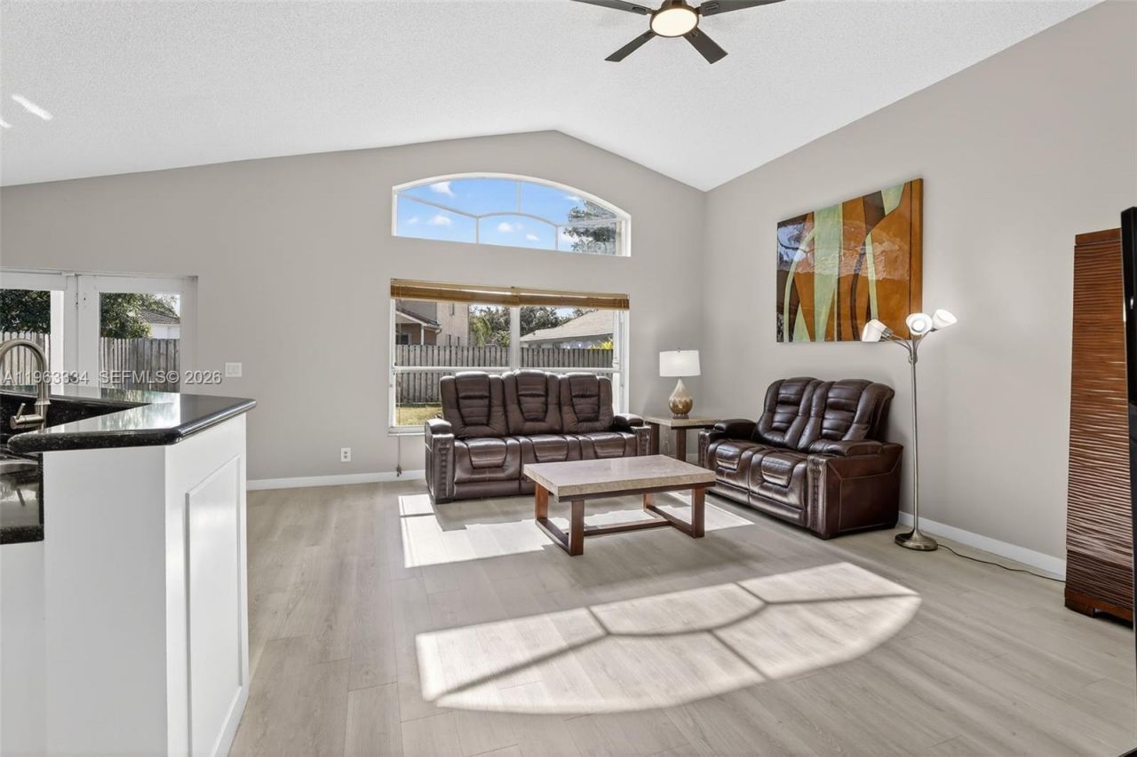 13224 NW 12th St , Pembroke Pines, FL 33028 Photo