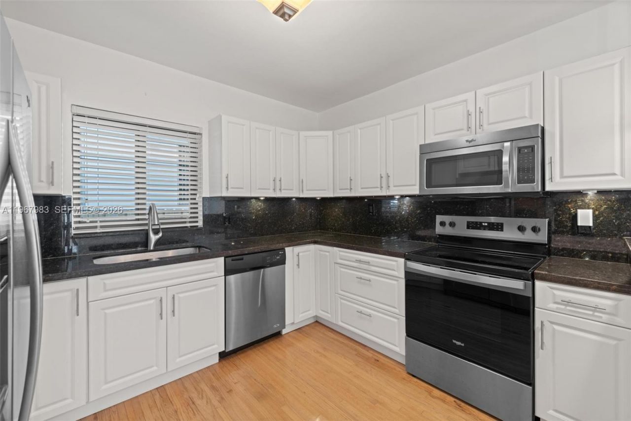 710 NE 62nd St , Miami, FL 33138 Photo