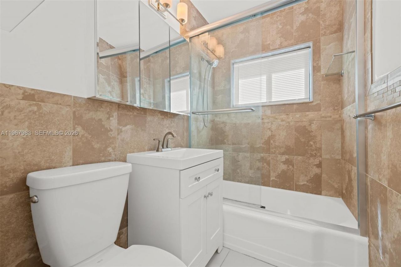 710 NE 62nd St , Miami, FL 33138 Photo