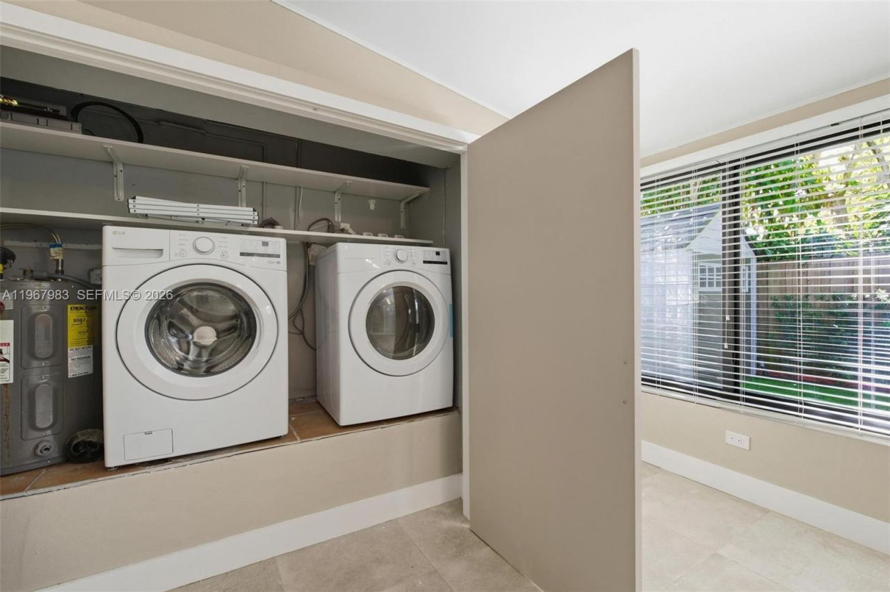 710 NE 62nd St , Miami, FL 33138 Photo