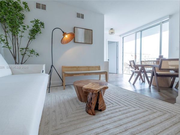 1255 W Collins Ave , Unit 604, Miami Beach, FL 33139