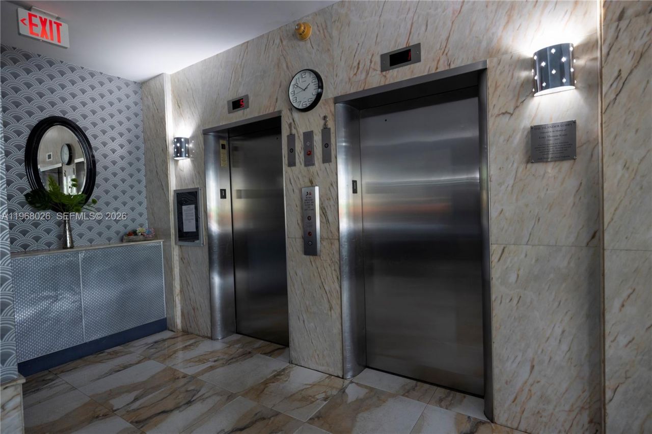 1255 W Collins Ave , Unit 604, Miami Beach, FL 33139 Photo