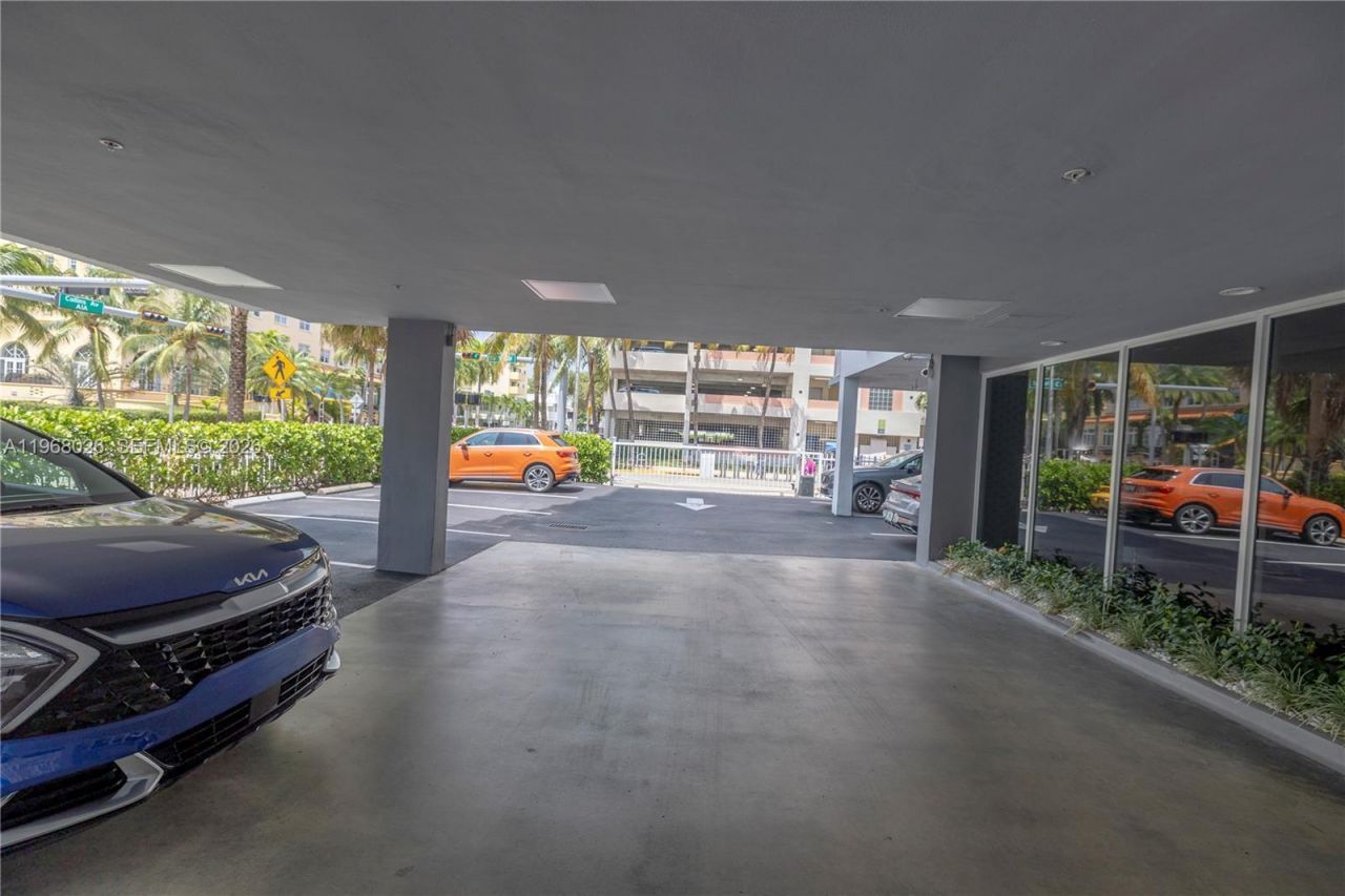 1255 W Collins Ave , Unit 604, Miami Beach, FL 33139 Photo
