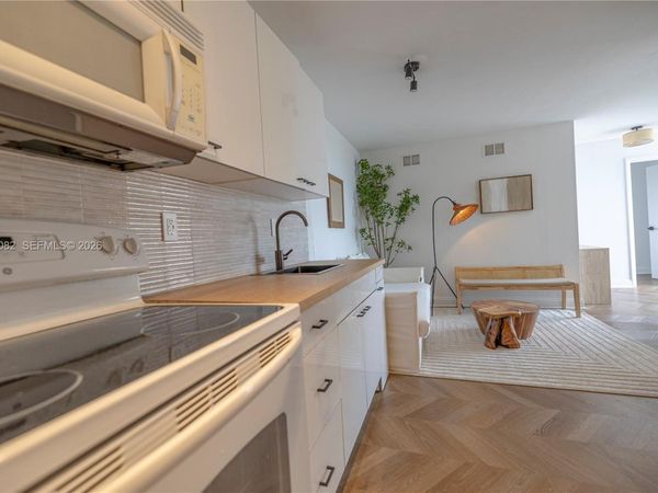 1255 W Collins Ave , Unit 604, Miami Beach, FL 33139