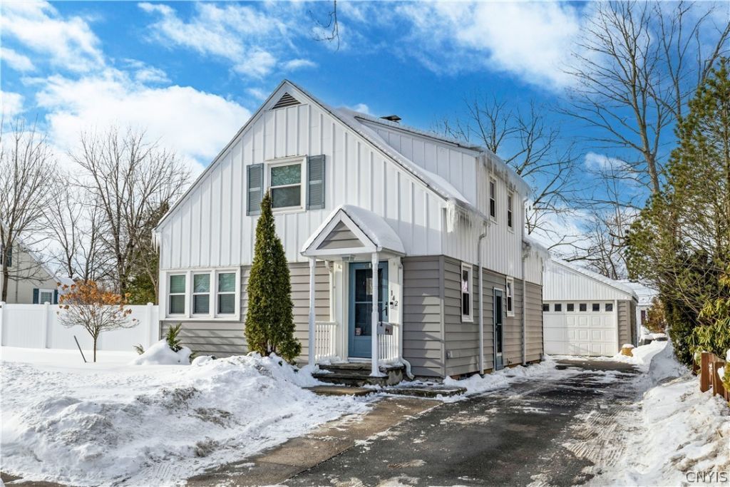 142 Farmington Road, Utica, NY 13501 Main Photo