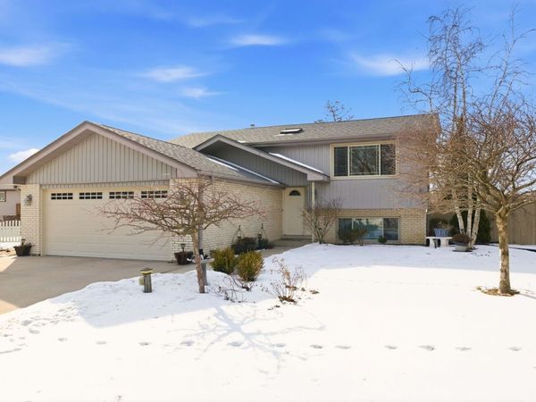 14836 S Cricketwood Drive, Homer Glen, IL 60491