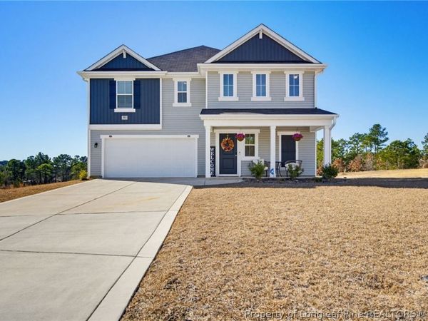 913 Sapphire Stone Lane, Hope Mills, NC 28348