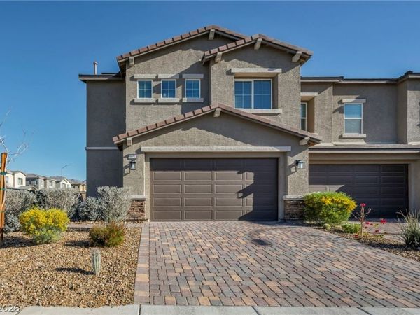 1626 Dakota Group Avenue, North Las Vegas, NV 89084