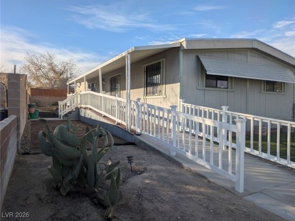 4208 Carnation Lane, Las Vegas, NV 89108