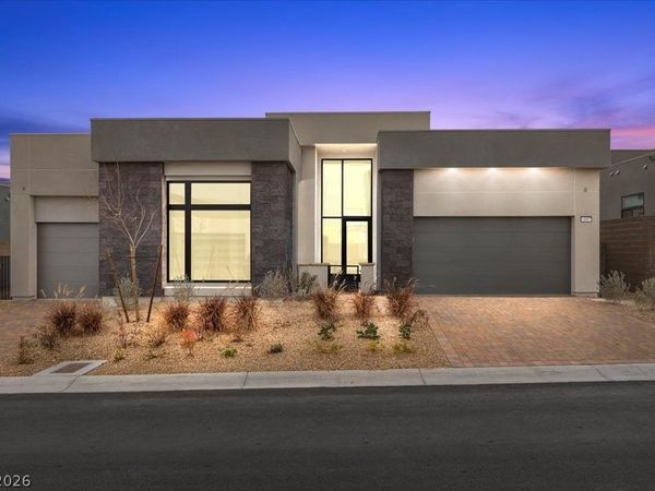 10907 Agate Cliffs Avenue, Las Vegas, NV 89135