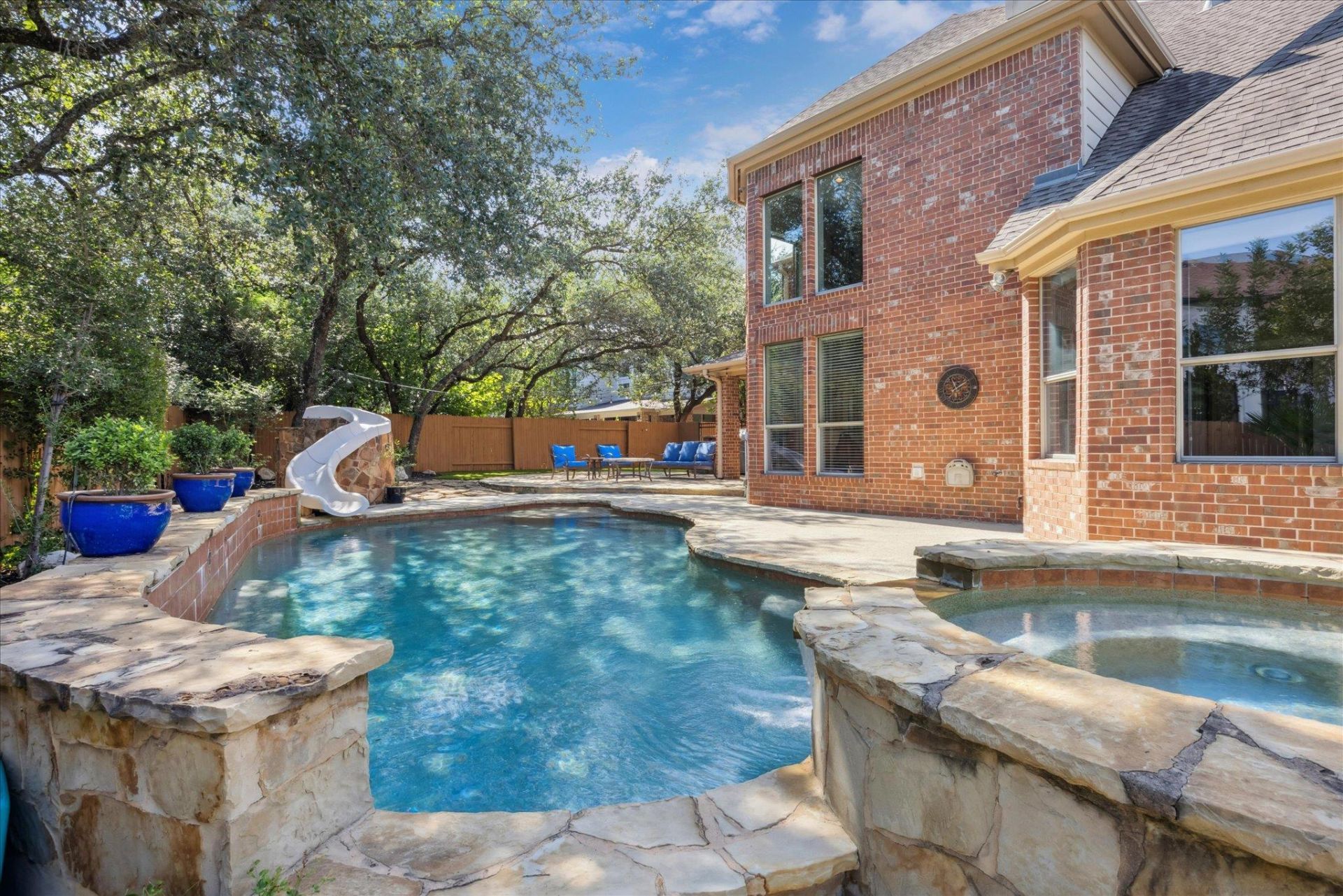 1804 Val Verde Dr, Austin, TX 78732 Main Photo