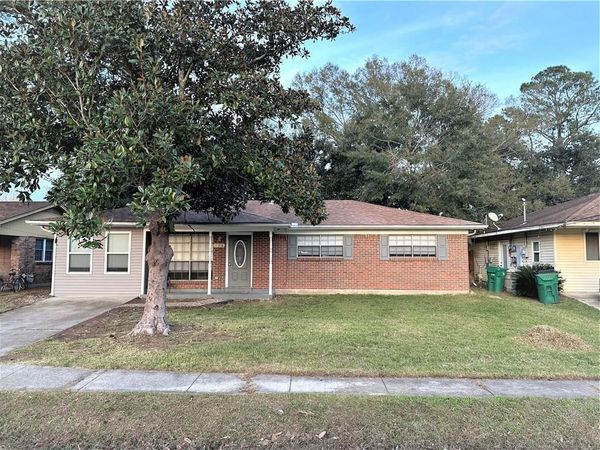 116 MEADOWMOSS Drive, Slidell, LA 70461