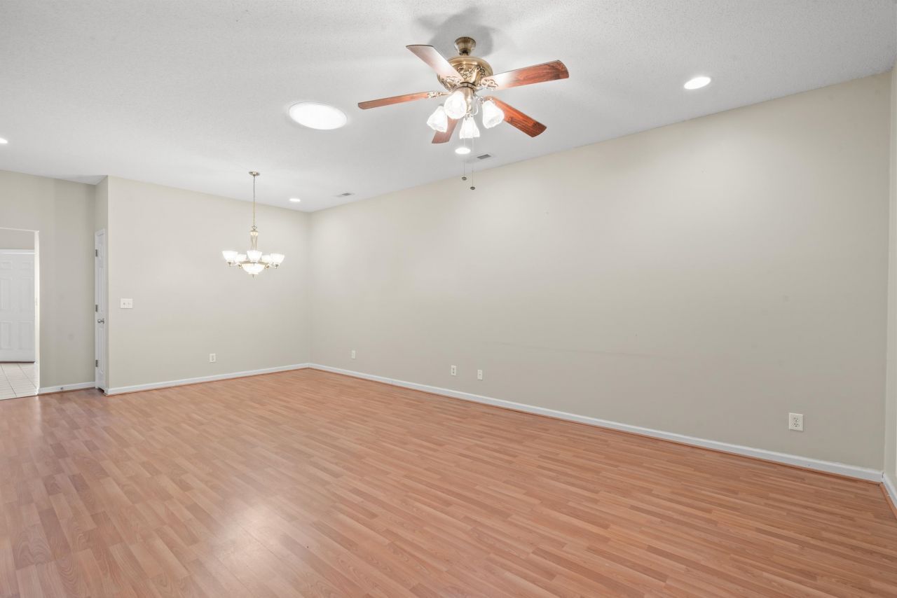 4661 Lightkeepers Way  Photo 15