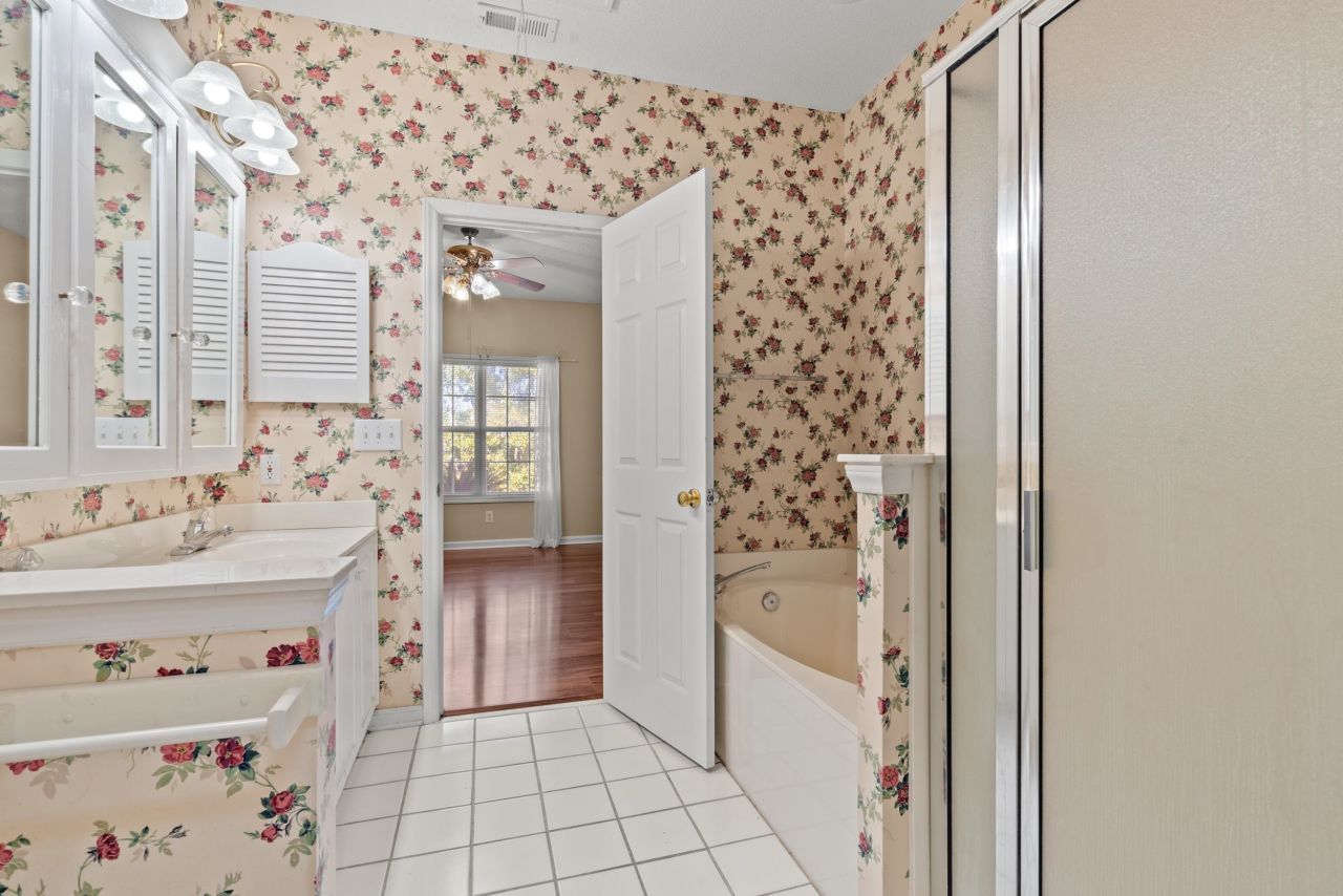 4661 Lightkeepers Way  Photo 26