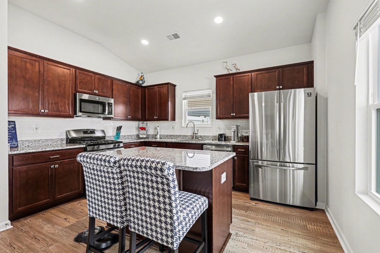 330 High Falls Dr.  Photo 14