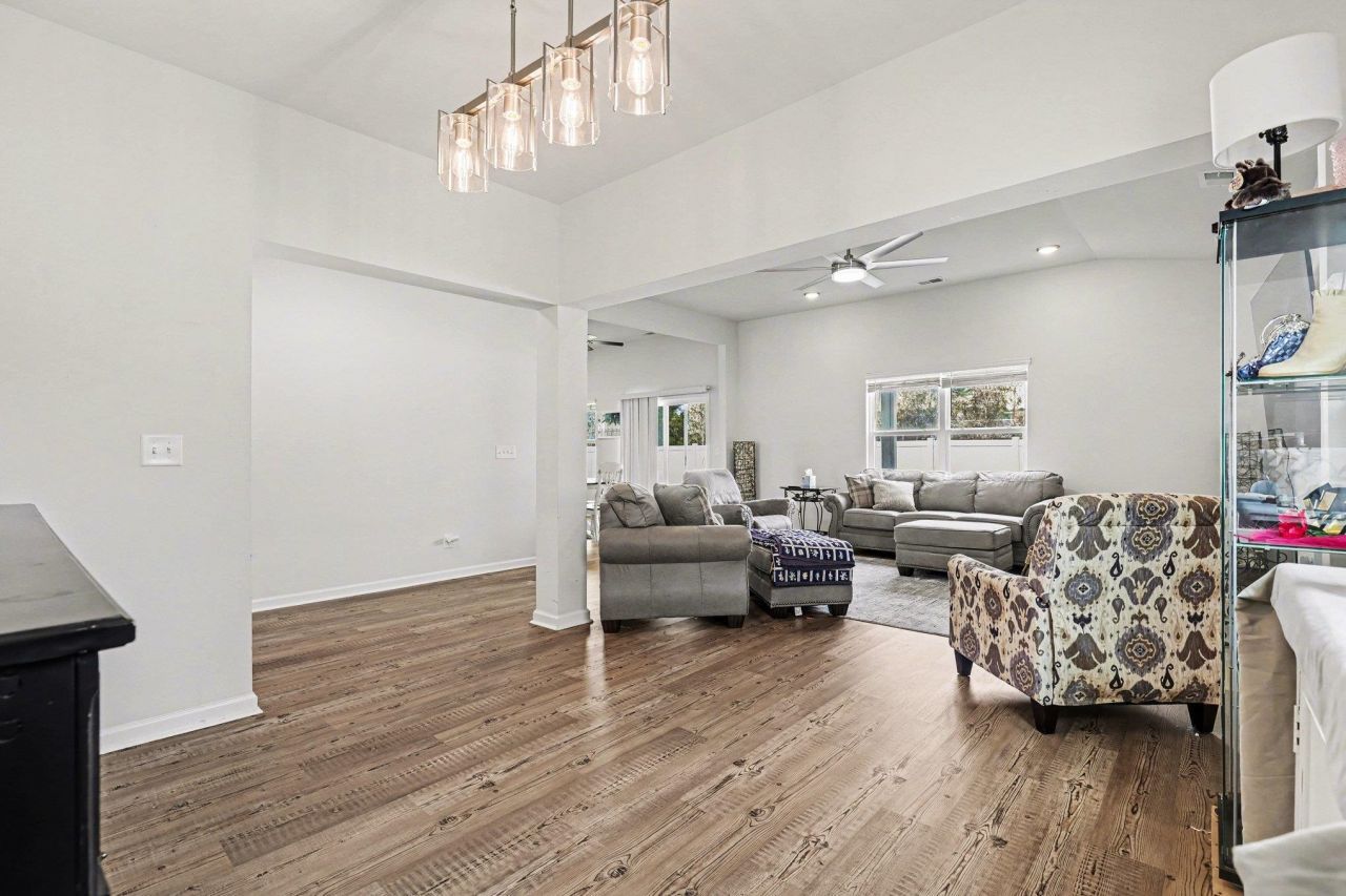 330 High Falls Dr.  Photo 8