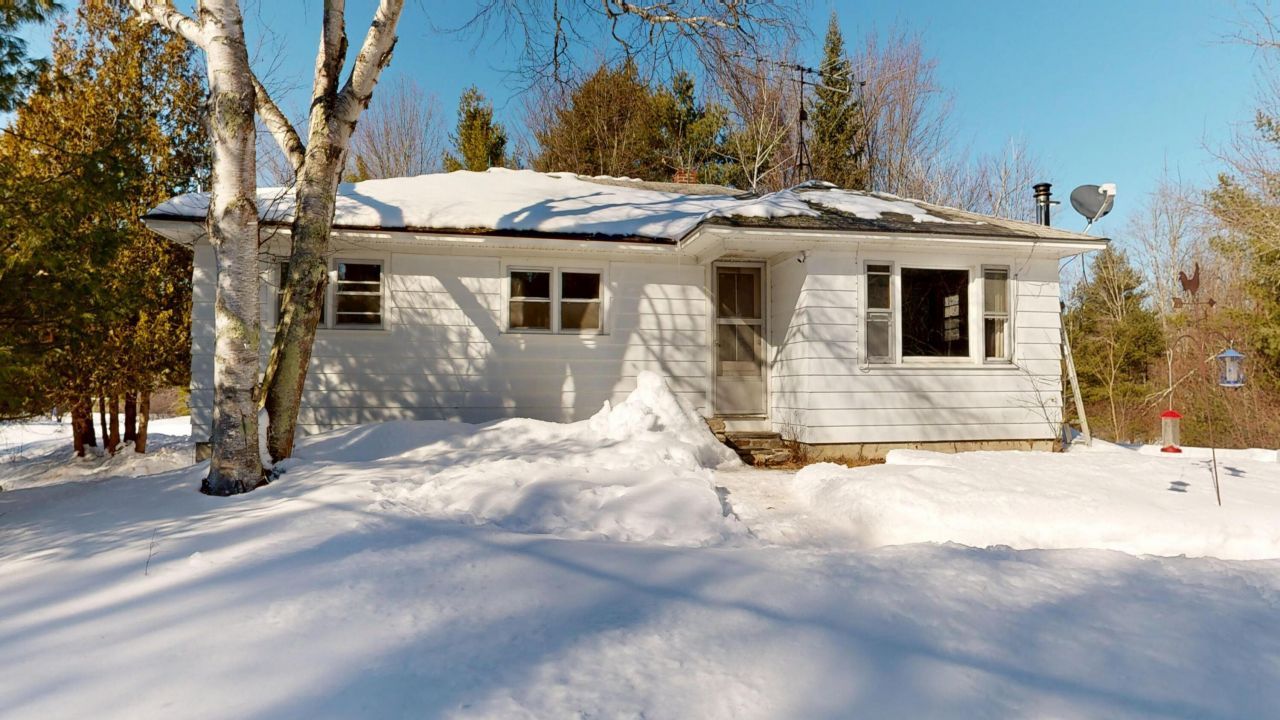 506 Park Street, Livermore Falls, ME 04254 Main Photo