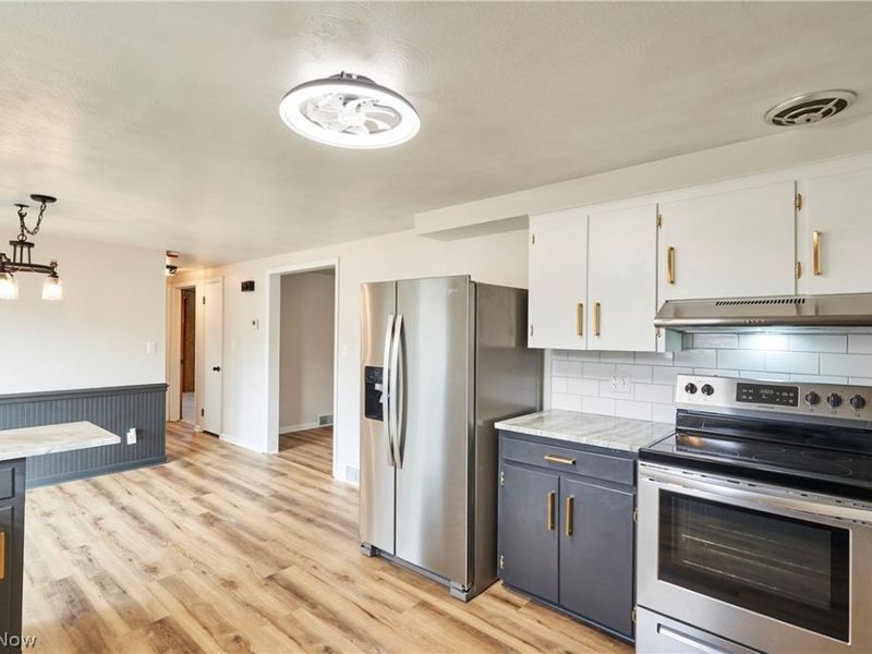 8484 Traphagen Street NW, Massillon, OH 44646 Photo 6