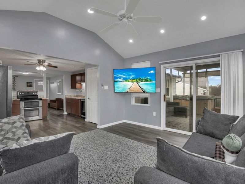 3407 Western Hill Road , Columbus, OH 43223 Photo 2