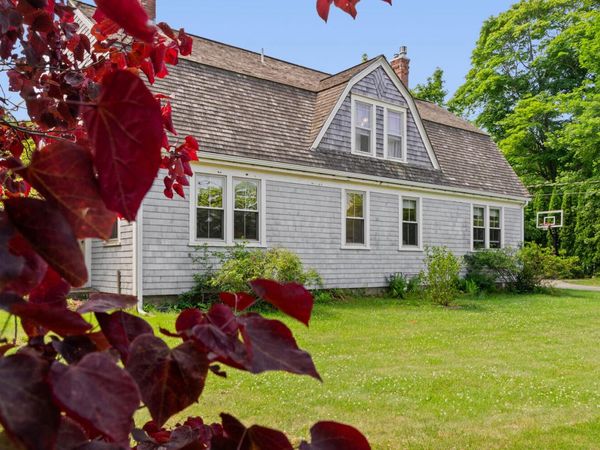 60 Sandwich Road, Buzzards Bay, MA 02532