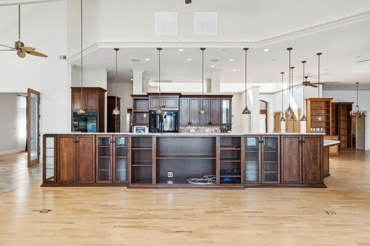 1200 Waterfront Drive Photo 25