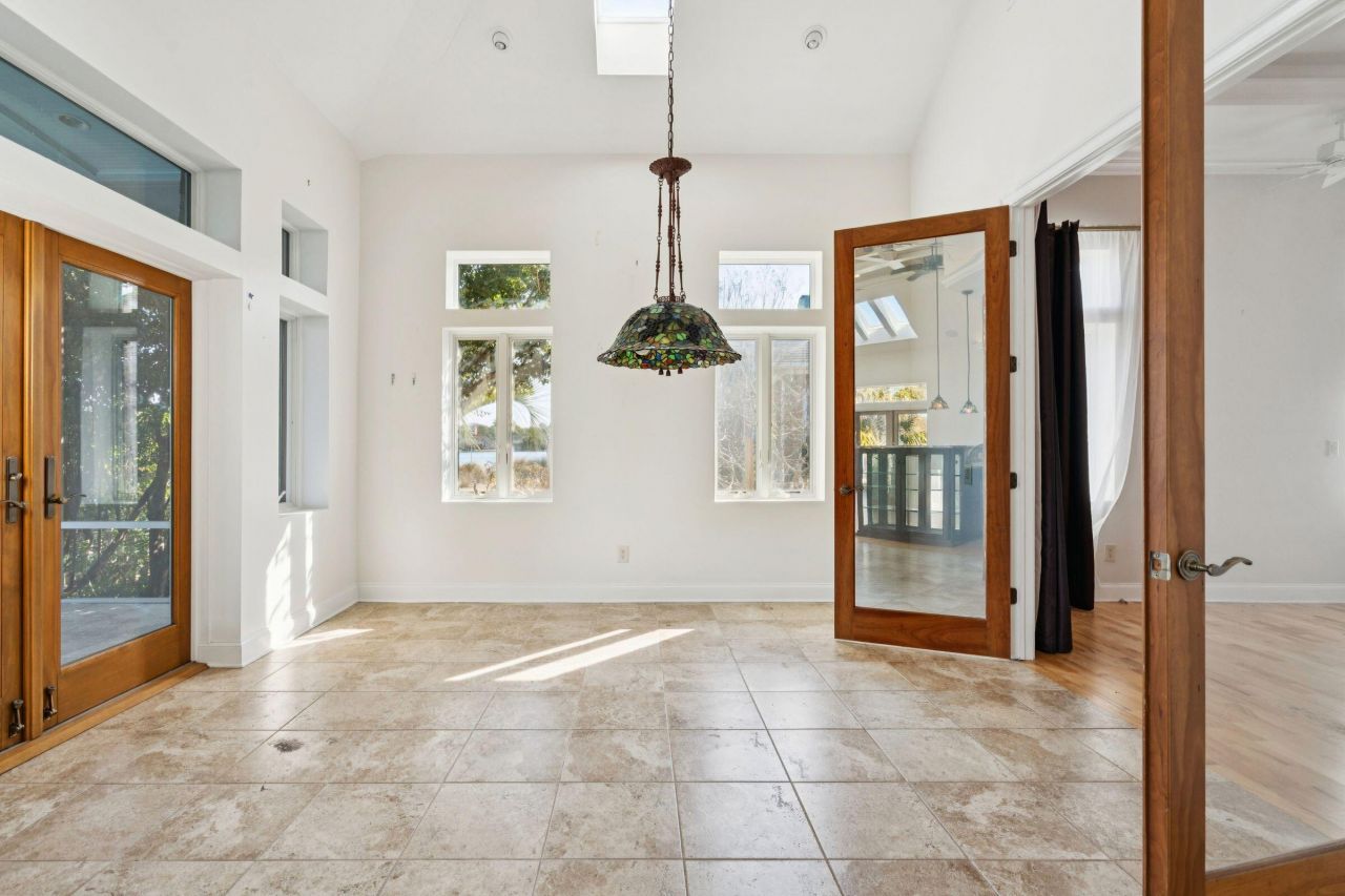 1200 Waterfront Drive Photo 26