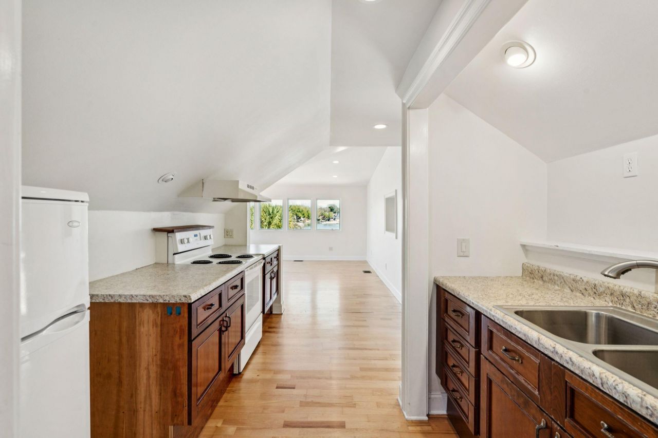 1200 Waterfront Drive Photo 53