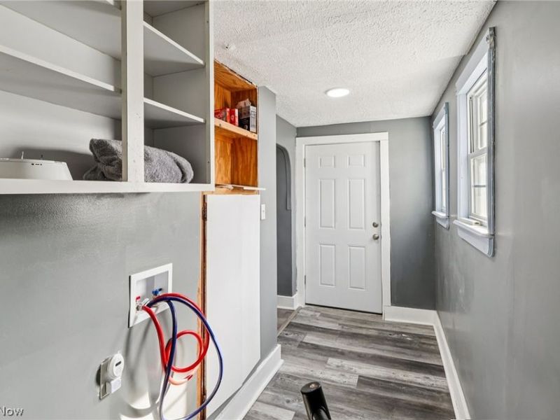 575 Flora Avenue, Akron, OH 44314 Photo 15