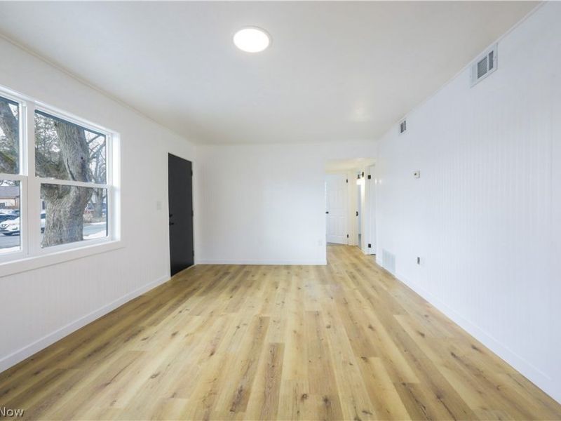 2102 Endrow Avenue NE, Canton, OH 44705 Photo 10