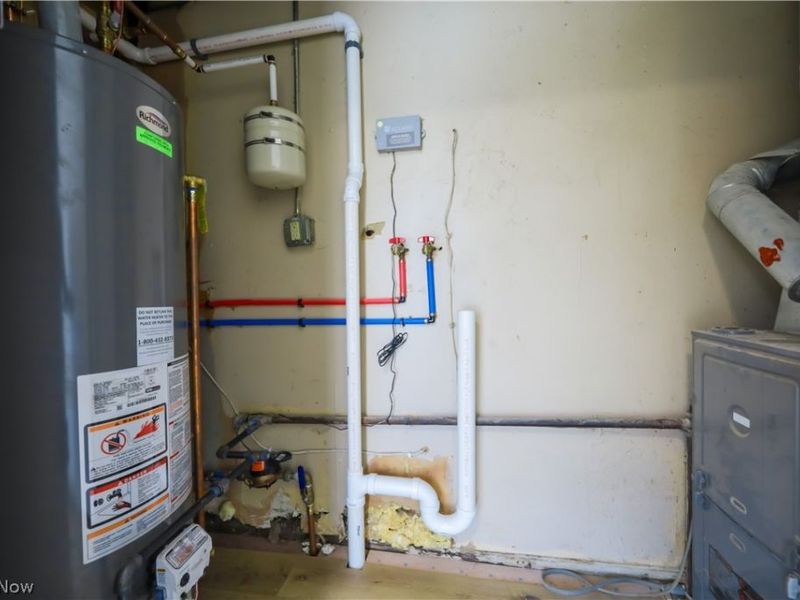 2102 Endrow Avenue NE, Canton, OH 44705 Photo 15