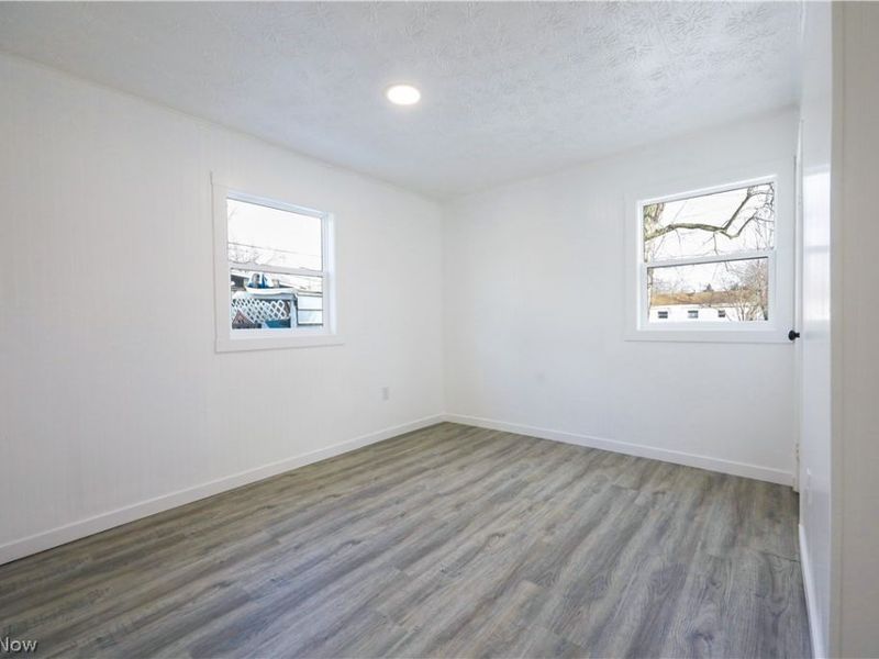 2102 Endrow Avenue NE, Canton, OH 44705 Photo 20