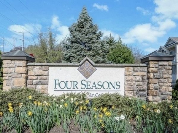 1010 Holly Ln, Cedar Grove, NJ 07009