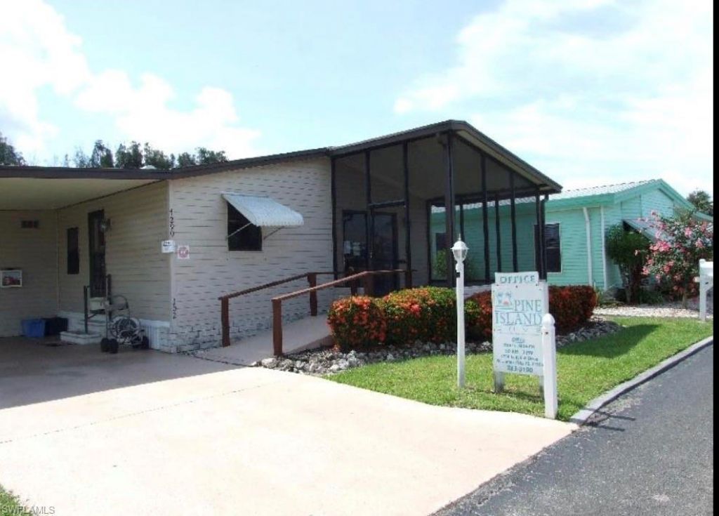 4914 Needle Fish Ln , Saint James City, FL 33956 Photo