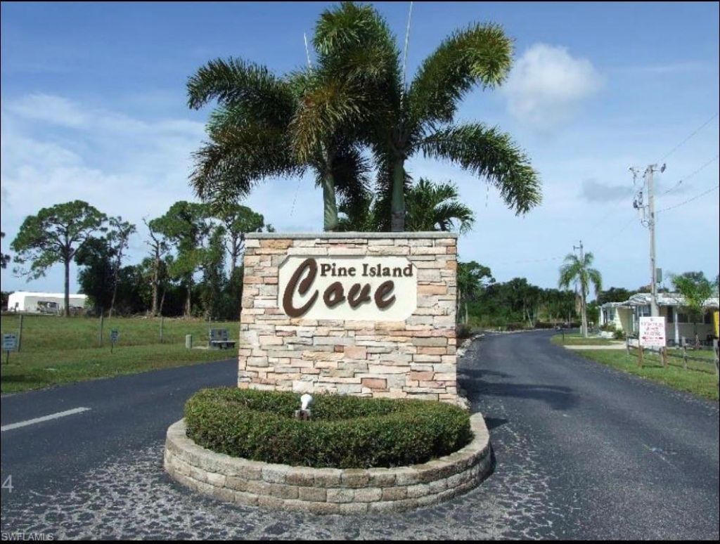 4914 Needle Fish Ln , Saint James City, FL 33956 Photo