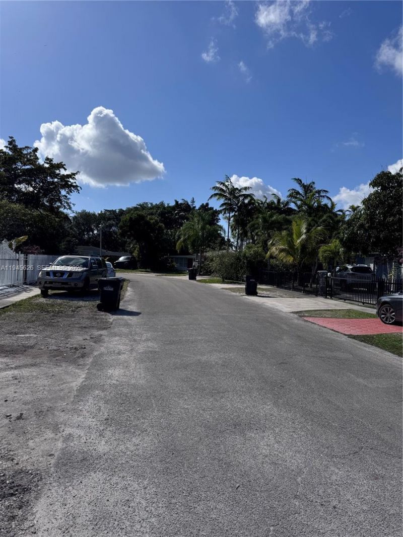 12625 NW 1st Ct , North Miami, FL 33168 Photo