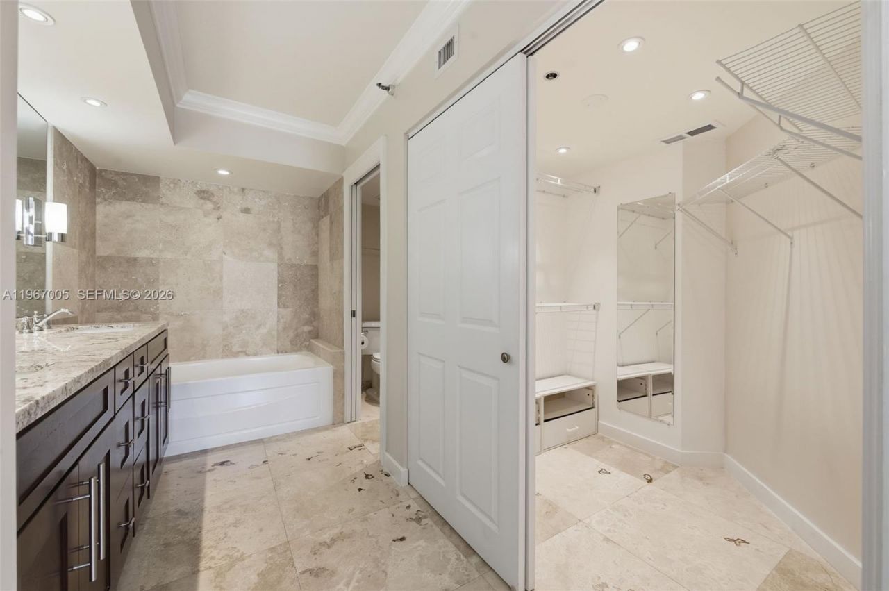 3530 Mystic Pointe Dr, Unit 1212, Aventura, FL 33180 Photo