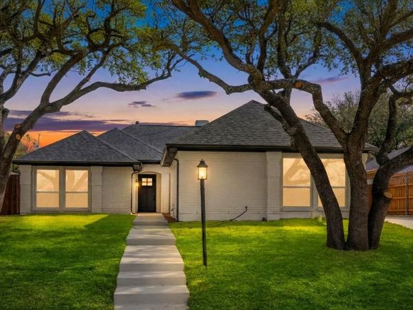 2812 Crooked Creek Drive, Carrollton, TX 75007